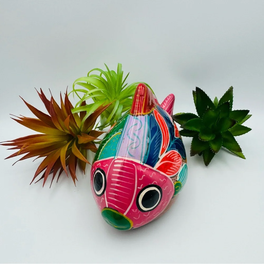 Vintage Hand Painted Terracotta Fish Mexican Folk Art H 4.5” W 7” D 3.5”